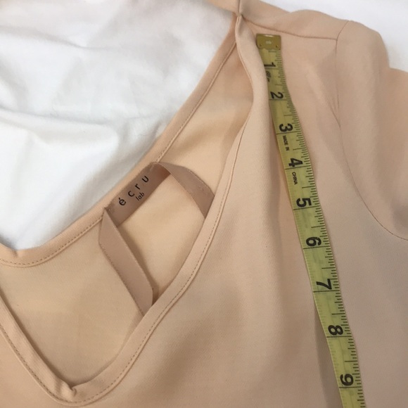 Ecru Lab Bell Sleeve V-Neck Blouse Top Size Small - Picture 9 of 10